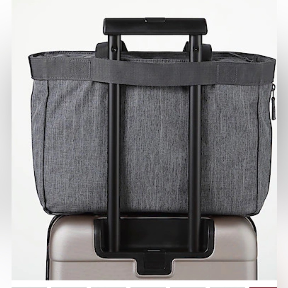 [LAST CHANCE] WATER REPELLENT EXPANDABLE TOTE BAG